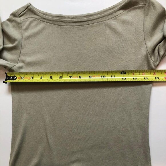 Andrea Jovine, Light Olive Green, 3/4 Sleeve, Boat Neck, Jersey, Size: Medium - Picture 5 of 6